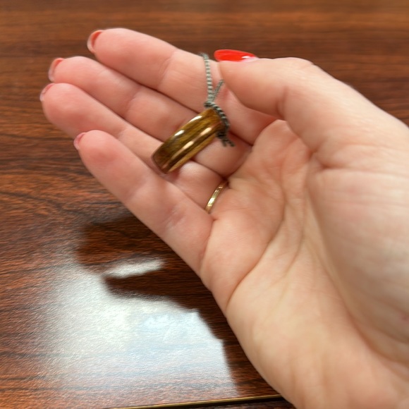 Rustic & Main Custom Men’s Wedding Band, Size 10.5 - Picture 2 of 3